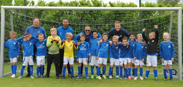 S.V. Loosduinen jo8-1 en jo8-2 zijn te gast bij toernooi vv Lekkerkerk
