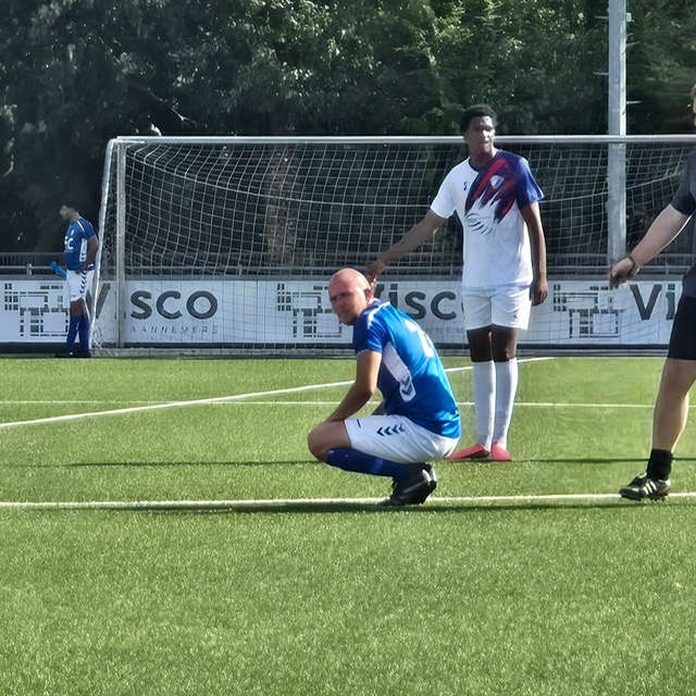 Het seizoen is voor team Sambuca weer begonnen. S.V. Loosduinen 3 – Vredenburch 2 2-0 (1-0)
